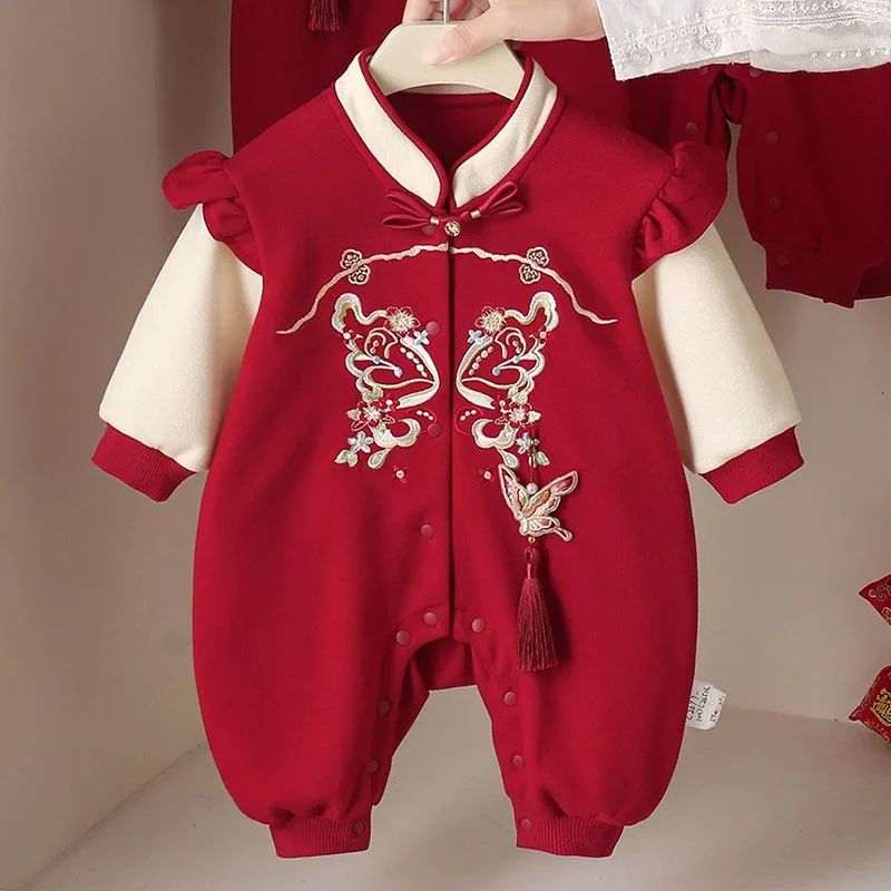 

Комбинезон-ромпер для девочки на весну-осень 2026 года, наряд для малышей на Китайский Новый год, красный, с вышивкой бабочки, с длинным рукавом, B197