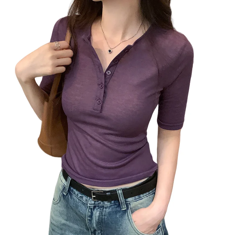 

High end temperament tight fitting slimming V-neck button short sleeved 2025 summer commuting fashionable top