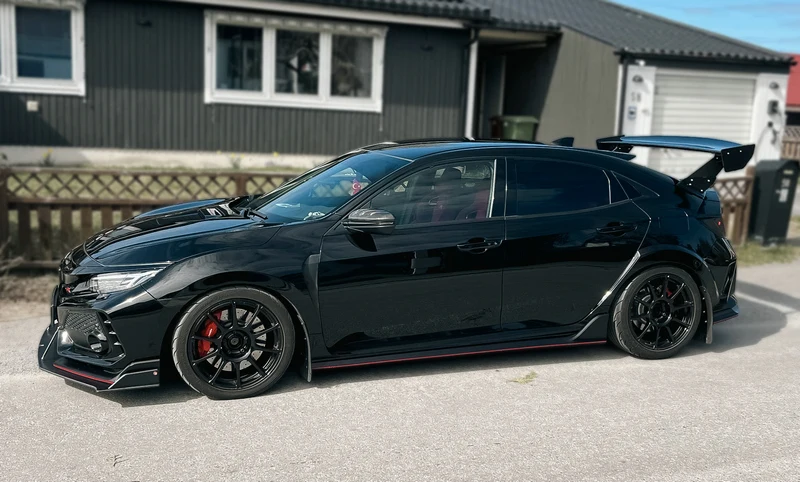 سبويلر Civic Type R FK8 VRSAR2 GT (2017 فصاعدًا) مع أرجل من ألياف الكربون الجافة لمظهر فائق والديناميكا الهوائية