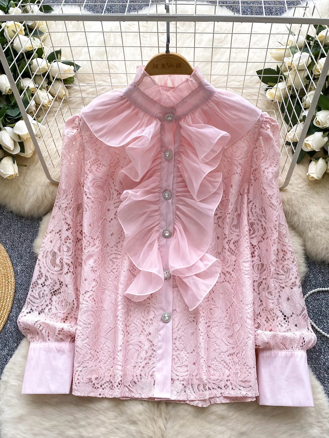 

Новинка 2026, осенняя женская рубашка во французском стиле с воротником-стойкой и длинными рукавами, нерегулярные оборки, лоскутная однотонная кружевная рубашка, топы