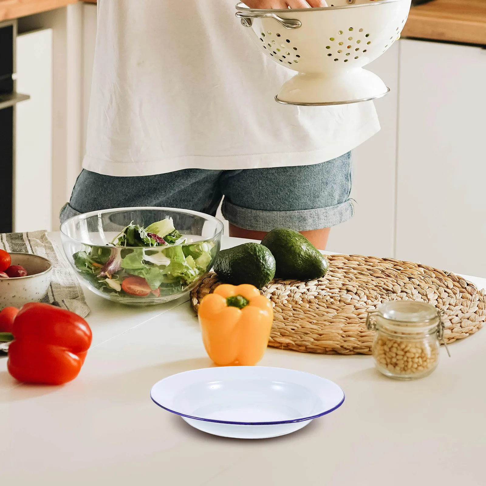 

5pcs Enamel Round Plates Blue Rim Vintage Hot Pot Fruit Serving Heat Resistant Easy Clean Stackable Reusable Kitchen