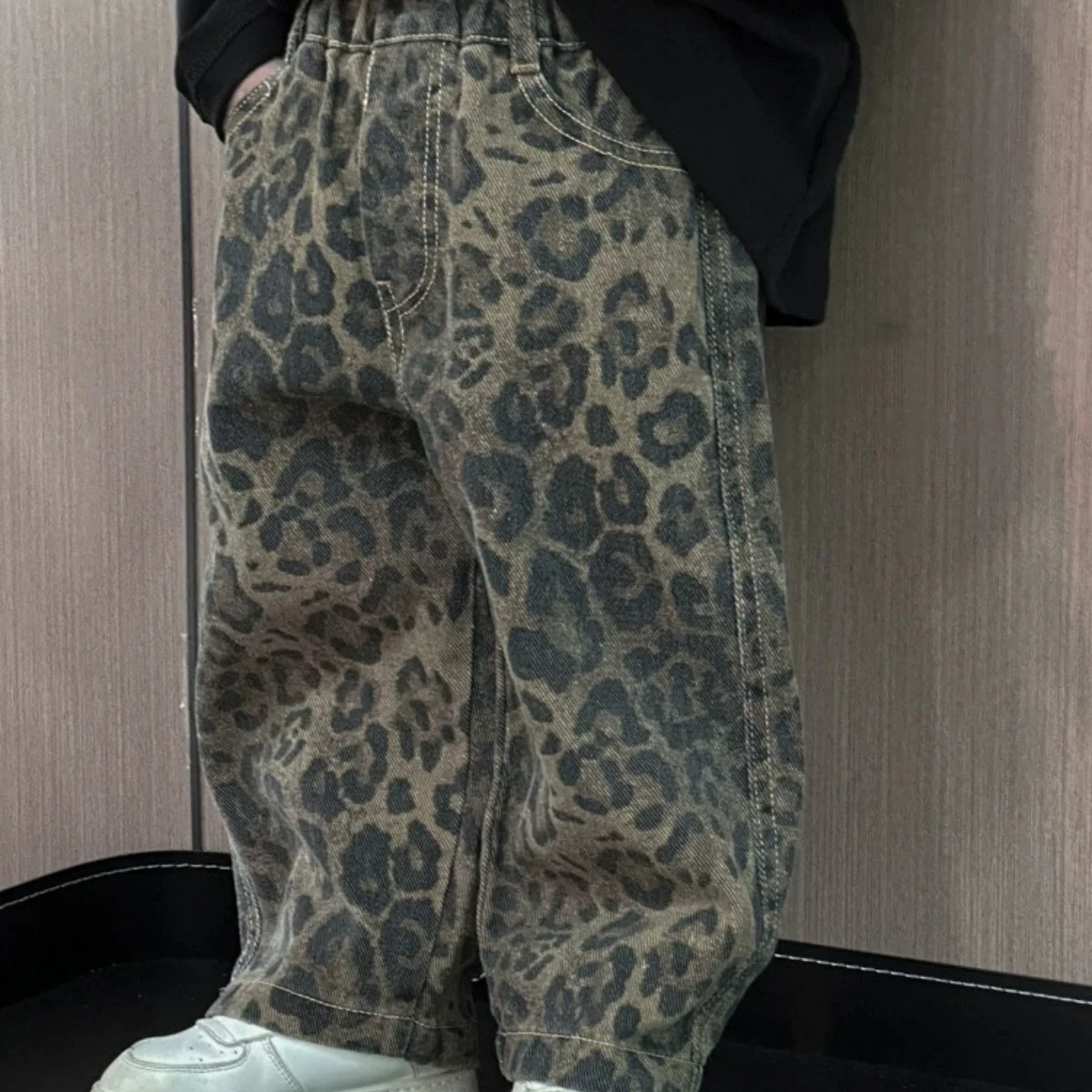 

2025 Hip Hop Casual Loose Children's Pants Children's Four Seasons Pure Cotton Leopard Pattern Jeans Trendy Casual Pants