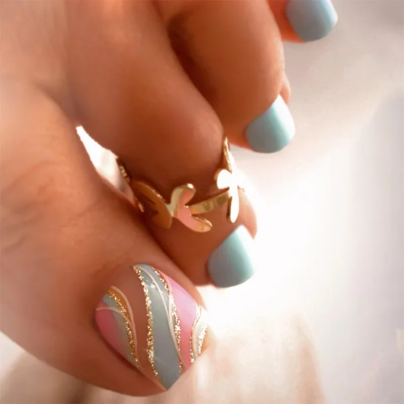 

24PCS Summer Press On Toenails Blue Pink Wavy Ribbon Design Fake Toe Nails Trendy Charm Girls Full Cover False Toe Tips