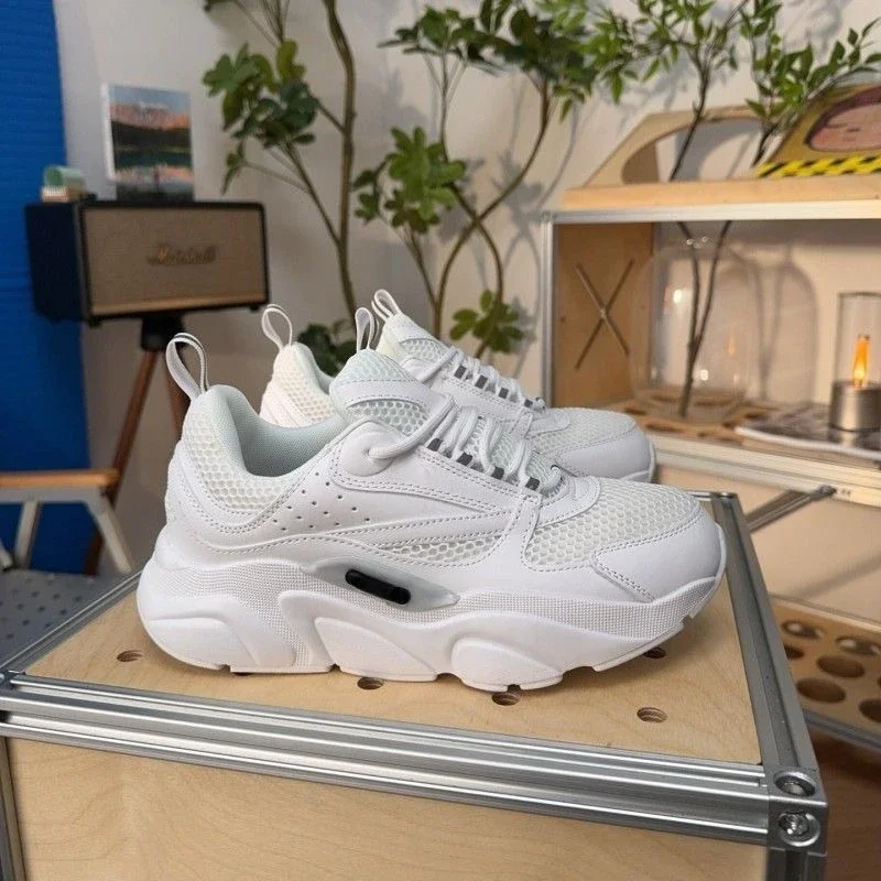 Beliebte B22-Sneaker für Damen und Herren, mit dicken Sohlen