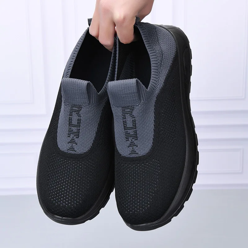 Herren Slip-On Sneaker aus gewebtem Material, atmungsaktives Mesh, rutschfest, leicht, für Outdoor-Aktivitäten und Freizeit, ideal zum Spazierengehen. – Detail 2