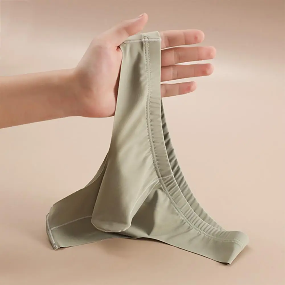 Men Sexy Thongs Ice Silk Cool Underpants Breathable Low-Waist Thong Briefs Quick-Dry Moisture-Wicking Underwear for Summer Daily