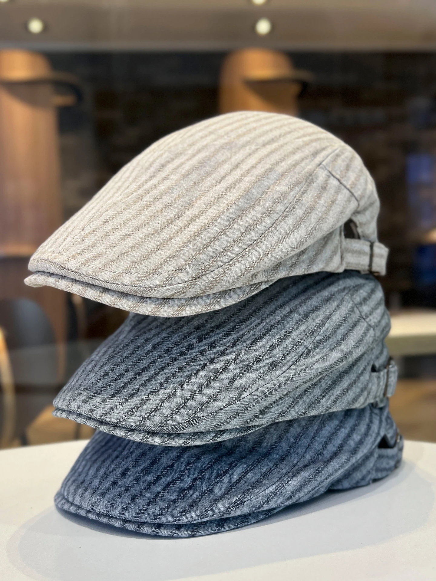 

Striped forward hat men's and women's spring and autumn duckbill beret fashion casual versatile newsboy painter hat
