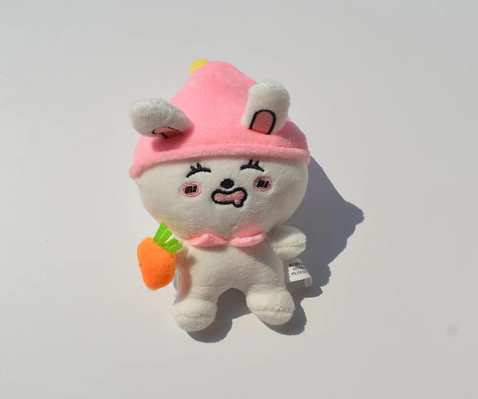 15CM KPOP STAYC Plüschpuppe Schlüsselanhänger Cartoon Bild Kawaii Weiches kurzes Plüschtier SUMIN SIEUN ISA SEEUN YOON J Geschenk Fans Sammlung