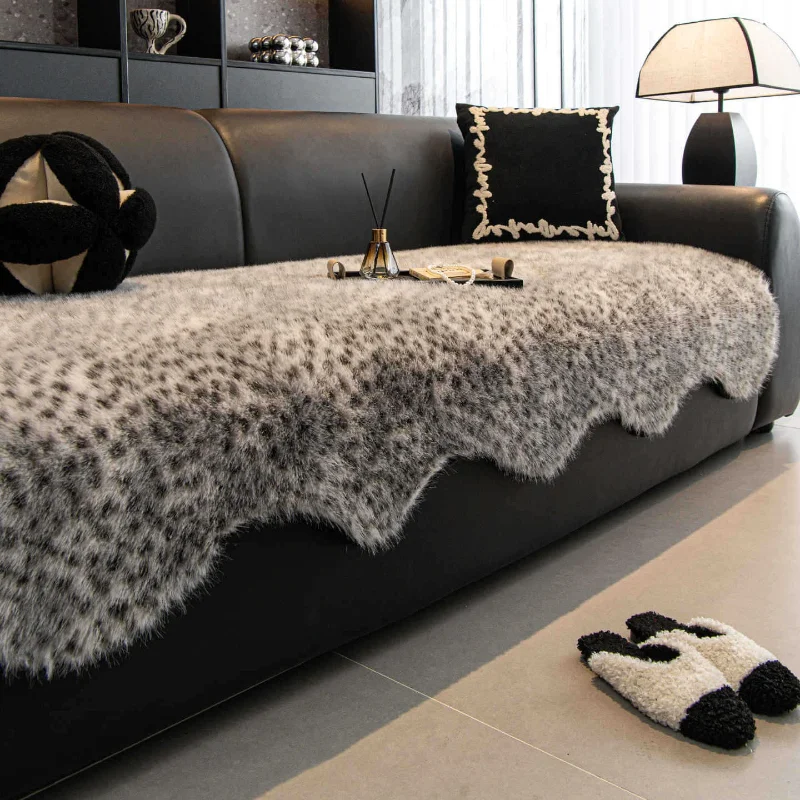 New Universal Plush Leopard Sofa Cover Non Slip Four Seasons Use Slipcover for All Furniture Types Nordic Style Home Protection