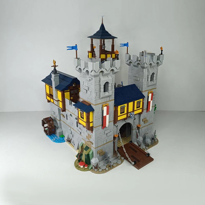 Medieval Castle Model MOC Building Bricks Black Old Hard Castle Modular Technology Gifts Holiday Assemble Children Toys Suit