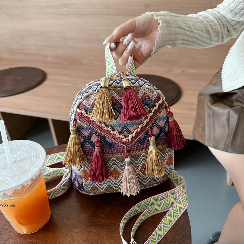 

2025 Новый женский богемный рюкзак с кисточками в этническом стиле, большая вместительная сумка через плечо для женщин