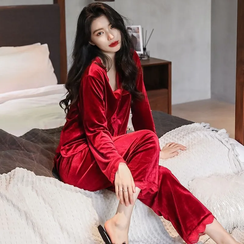 2024 New Pajama Women's Autumn Winter Long Sleeved Cardigan Sleepwear Set Spring Golden Velvet Sexy Lace Loose V-neck Homewear