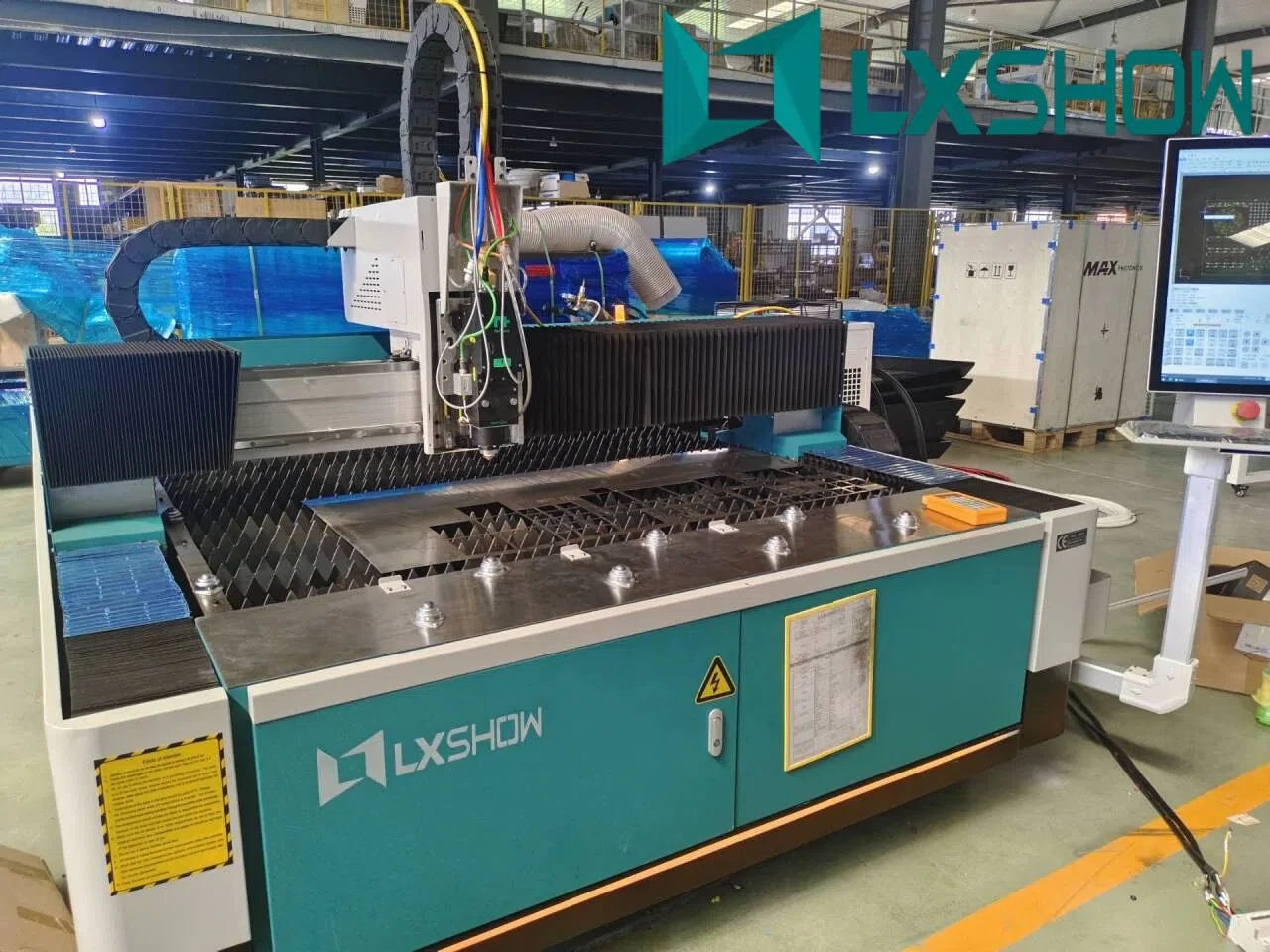 CNC 섬유 레이저 절단기, 금속 강철 다리미 알루미늄 시트용 커터, 6kw, 1530