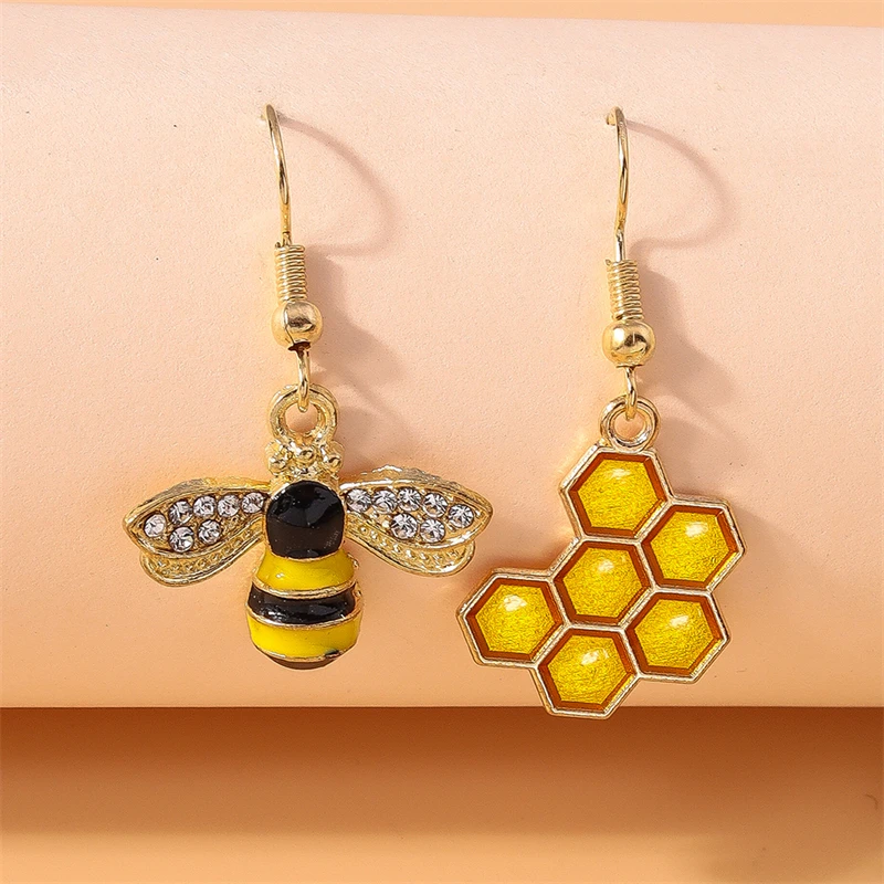 Cartoon Metal Bee Honeycomb Drop Earrings for Women Girls Party Holiday Jewelry Gifts