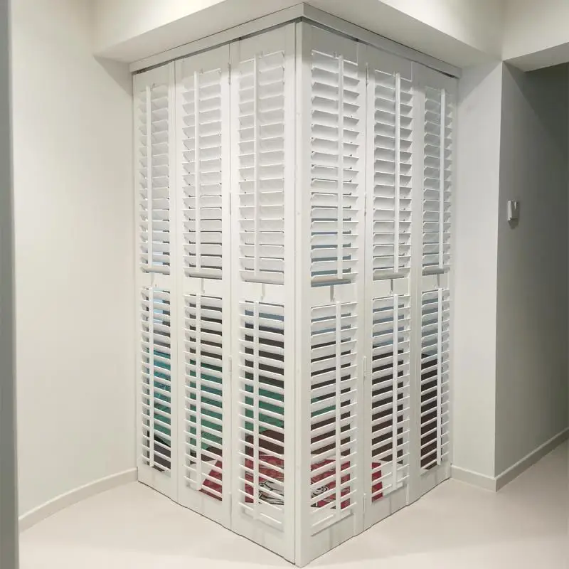 Simple solid wood cloakroom storage room living room bedroom door right angle L-shaped partition shutter doors and windows