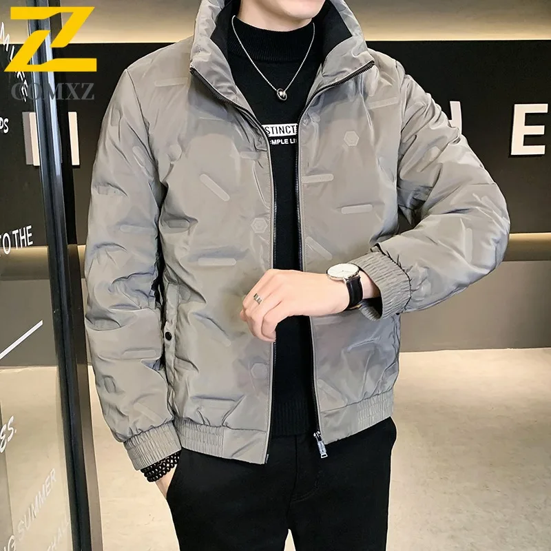سترة COMXZ للرجال بياقة واقفة للعمل في الهواء الطلق سترة دافئة سميكة تصميم كلاسيكي مطبوع سترات شتوية مبطنة مقاومة للرياح