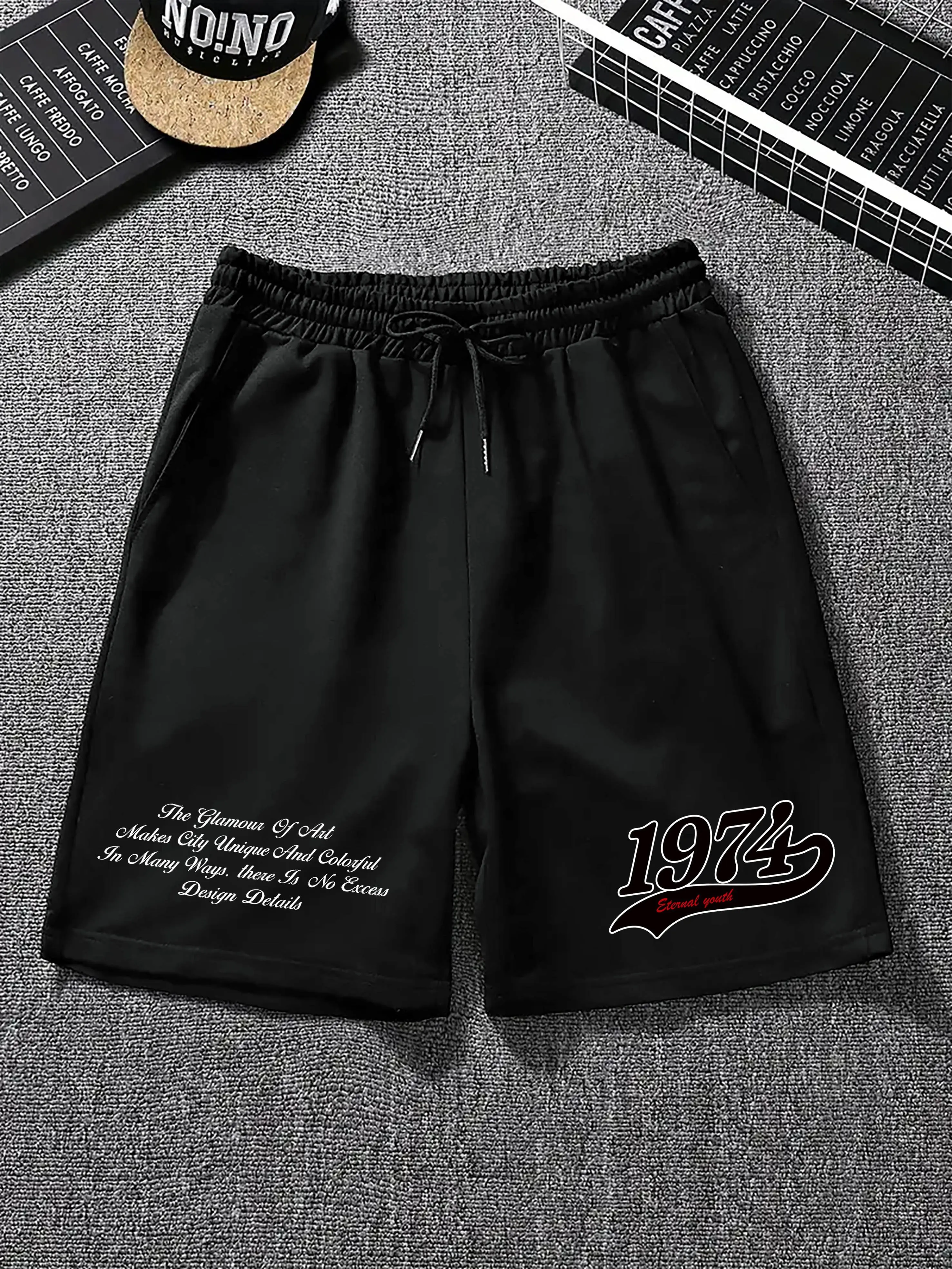 

A Pair of Men's Casual "1974" Letter-printed Shorts, with A Street Style, Is Suitable for Summer Sports and Outdoor Wear