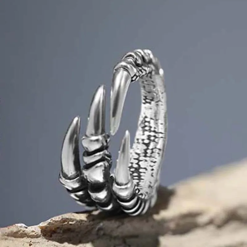 Men's Retro Dragon Claw Ring European American Punk Style Cool Domineering Metal Biker Finger Jewelry