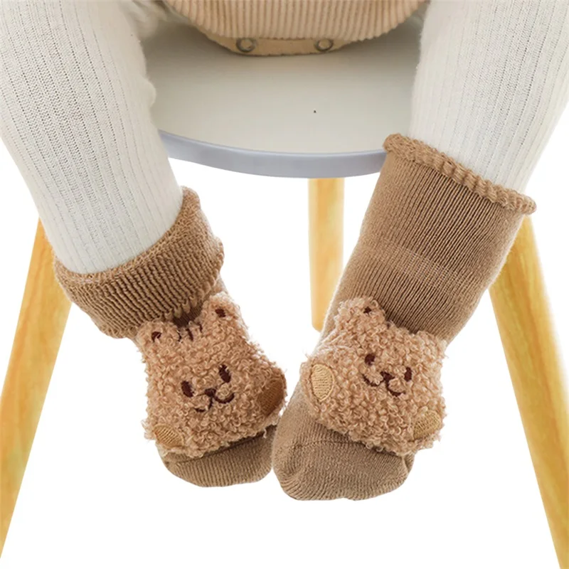 Thumbnail 2 - #57 Winter Socks Comparison Guide