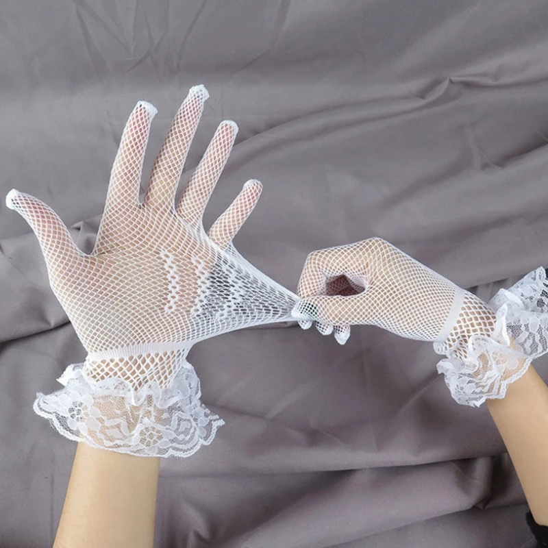 Elegant Women Ultra-Thin Half Finger Summer Driving Cycling Sunscreen Gloves Female Anti-UV Elasticity Lace Mesh Gloves DXAA