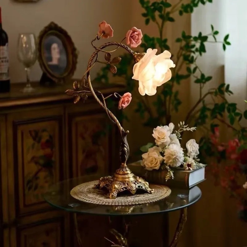 French retro antique brass countryside style rose atmosphere living room bedroom bedside lamp
