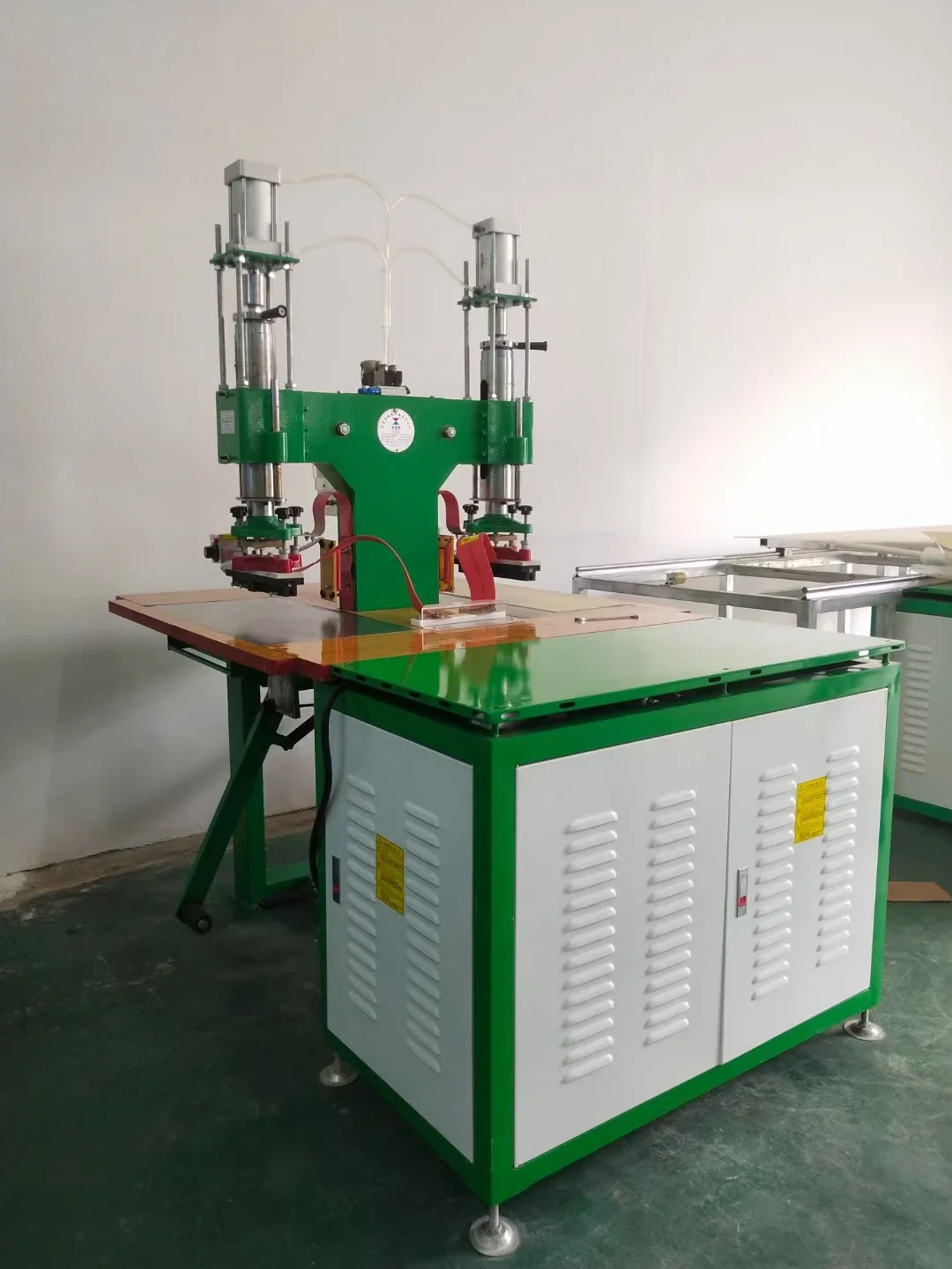 

TOPAZ Second Hand Welding Machine Second-hand High Frequency Welding Machines For Label Press, Logo Embossing Plastic Welding