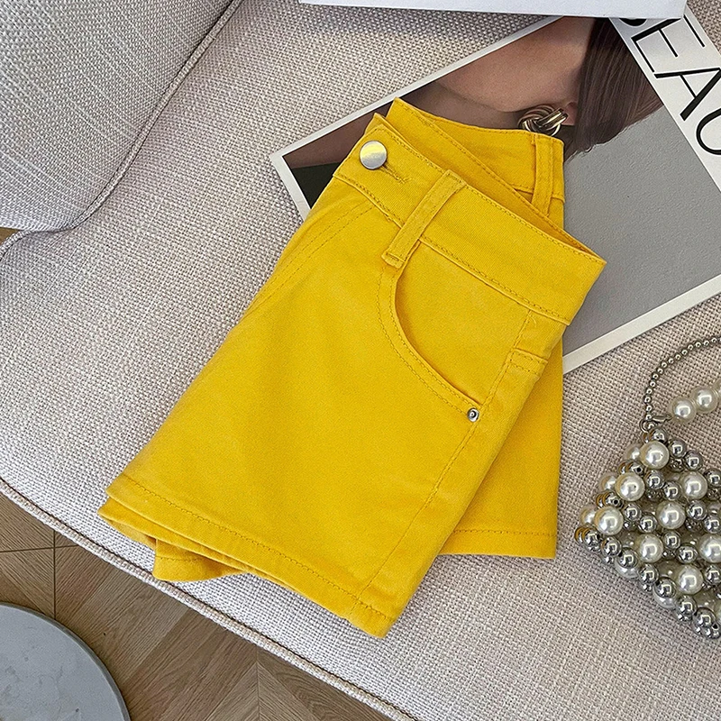 Women's Bright Yellow High Waist Denim Shorts Spicy Girls Casual Slim Jean Shorts Zipper Hip Package Breathable Hot Pants