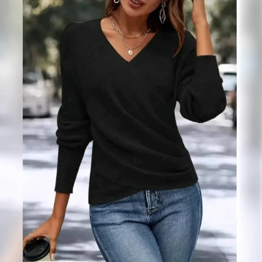 New V-Neck Inner We… - image