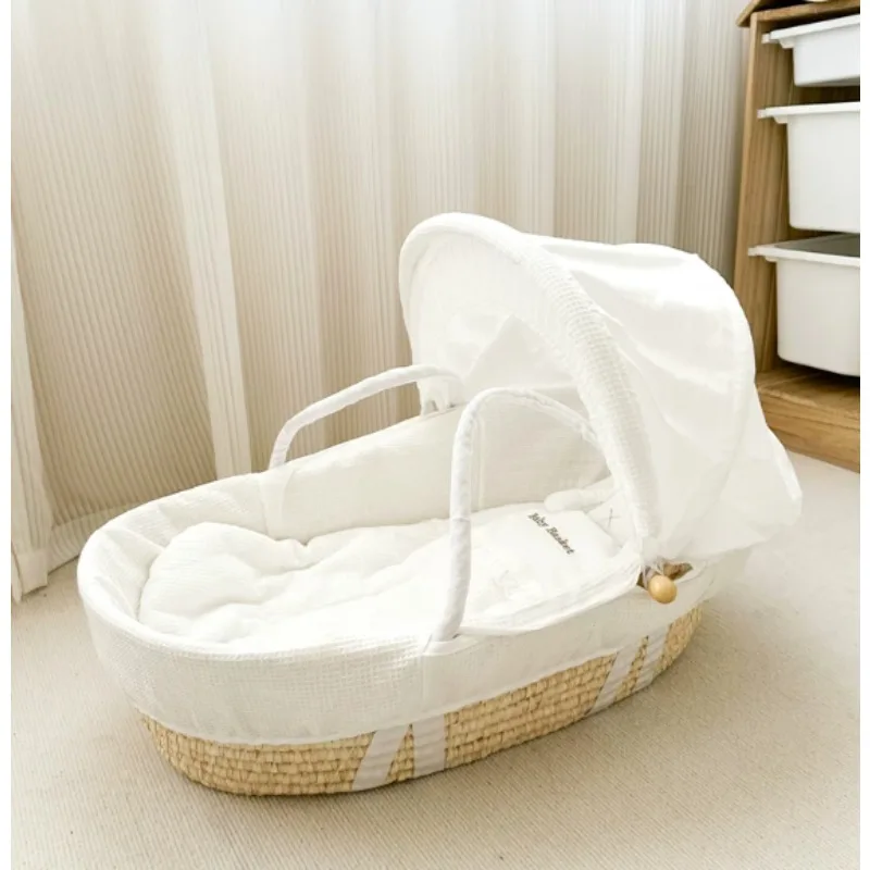 Baby Cradle, Carry Basket Portable, Bed in Bed Newborn Carry Basket Baby Reclining Chair Hand Woven
