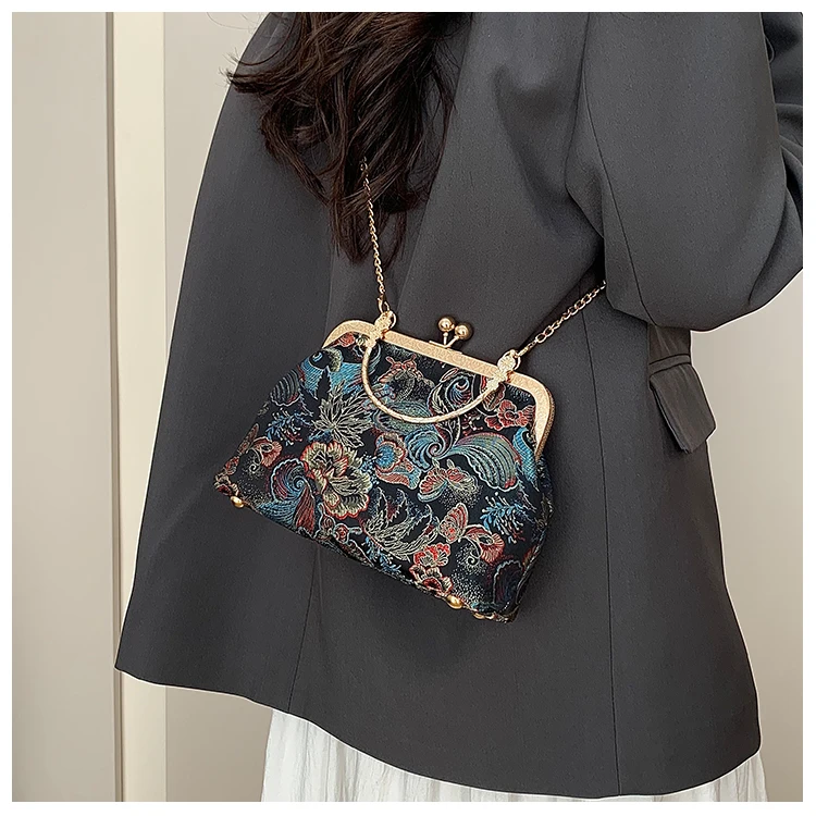 Silk Embroidery Crossbody Bag Patchwork National Style 2025 Hot Sale Bags for Women Hasp Simple Fashion Women's Handbags