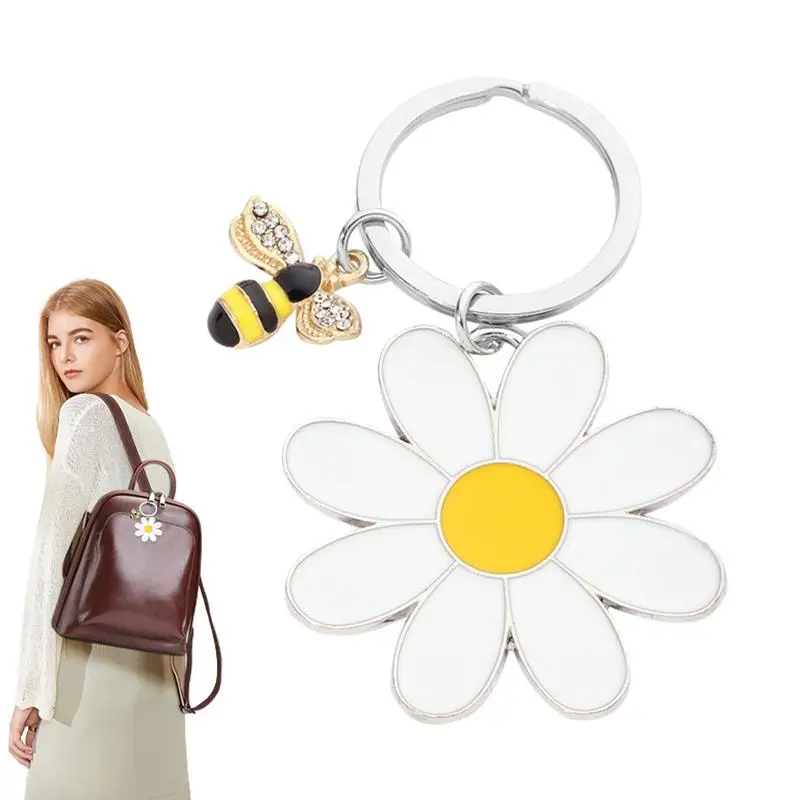 New 2024 Trending Metal Enamel Bee Honey Daisy Flower Charming Keyrings For Women Men Bag Car Key Keychain Party Holiday Gifts