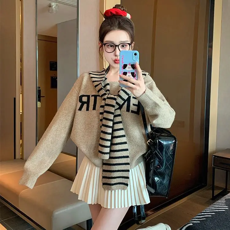 

2025 New Autumn Winter Slim Fit Knitwear Retro Lazy round Ne Sweater with Hood Meat Covering Faionable Youth Fem Top