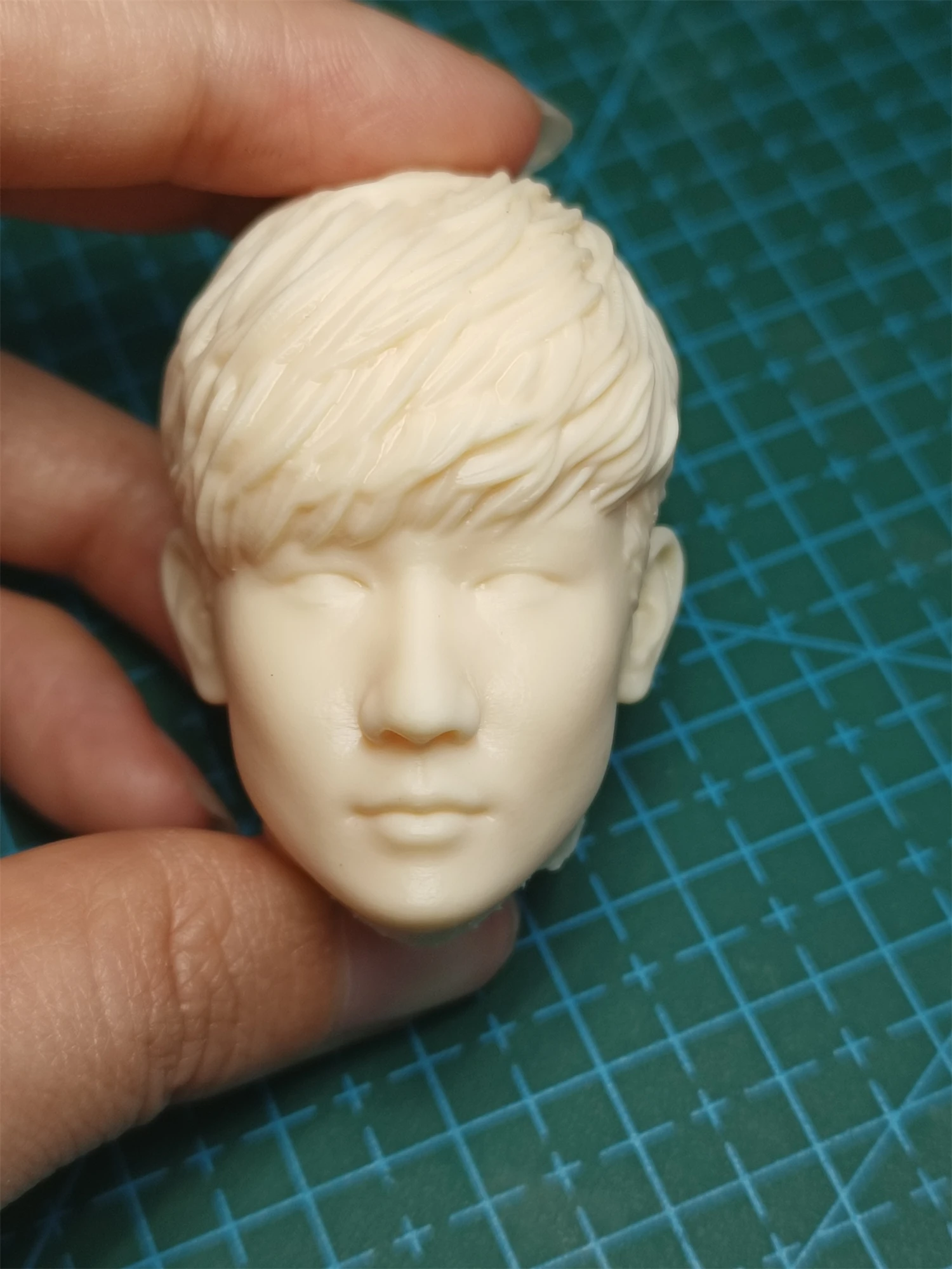 1/6 1/12 Unpainted JJ Lin Wayne Singer Man Head Carved Model Toys DIY Action Figure Doll