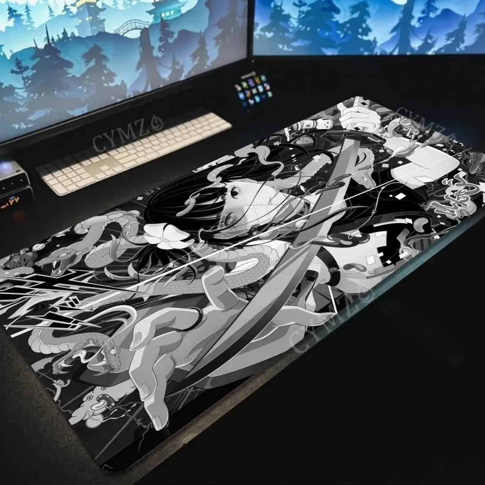 

Черно-белый большой коврик для мыши в стиле аниме для девочек, настольный коврик, игровые коврики, нескользящий крутой офисный коврик с прошитыми краями, декоративный коврик для рабочего стола