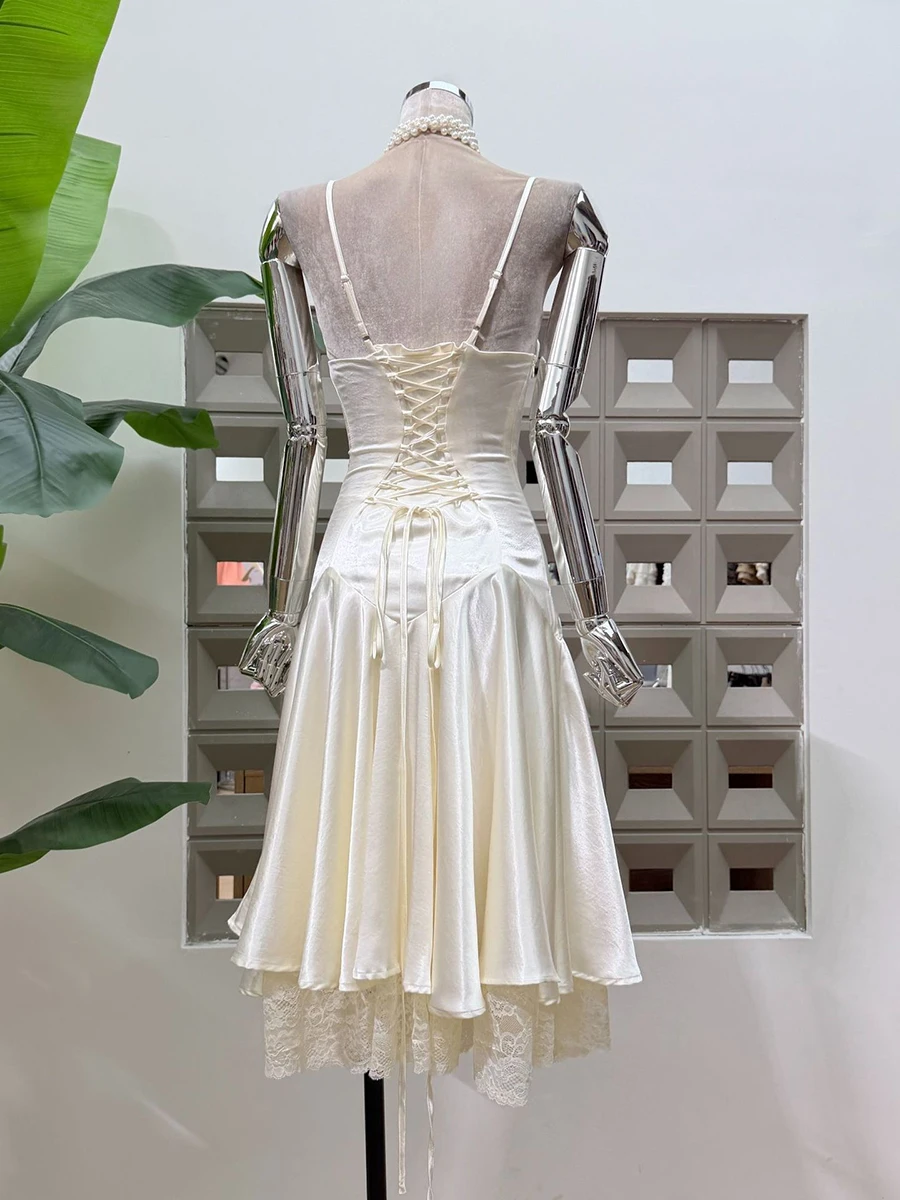 TWOTWINSTYLE Solid Spliced Lace Slimming Slip Dress for Women Square Neck Sleeveless Patchwork Folds Dresses Female Fashion New