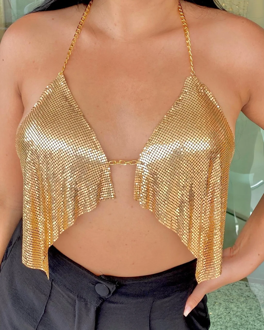 

2024 Роскошные золотые, серебряные, черные металлические топы с лямкой на шее для женщин, блестящий глубокий v-образный вырез, сексуальный бюстгальтер с открытой спиной, цепочка для танцевального шоу, цепочка для тела