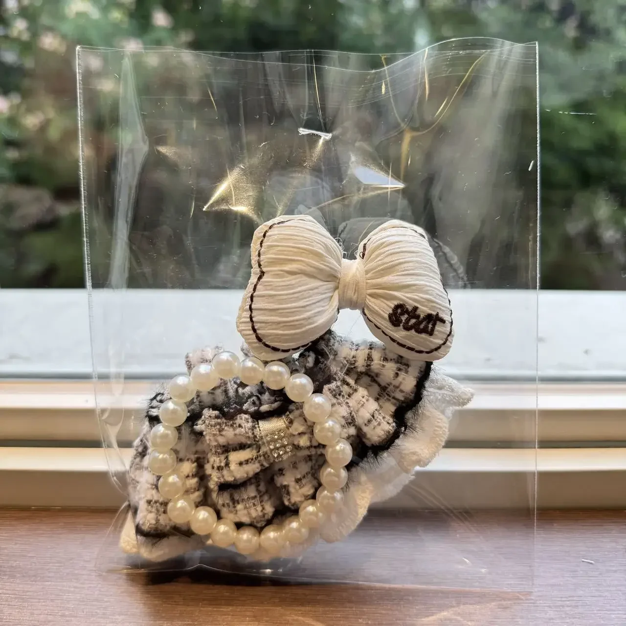 Ropa de muñecas con lazo a la moda para Labubu I II, estilo coreano, collar de perlas esponjosas, traje, vestido, traje con lazo para accesorios de muñecas Ladbubu