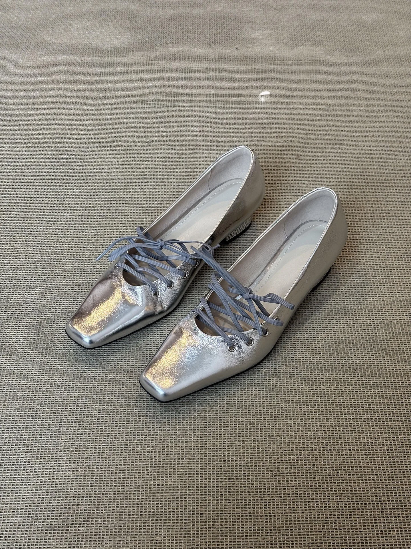 

Fashionable Ballet Style Mary Jane Shoes Women's Leather Version Square Head Slip-On Buckle Thick Heel Comfortable Commuting