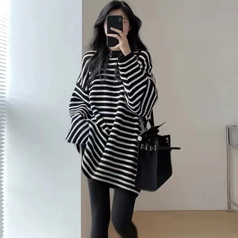 

2023 Autumn Winter Knitt Sweater Women's New Korean Loose Long Black White Striped Sweater Female Bottoming Pullover Sweater Top