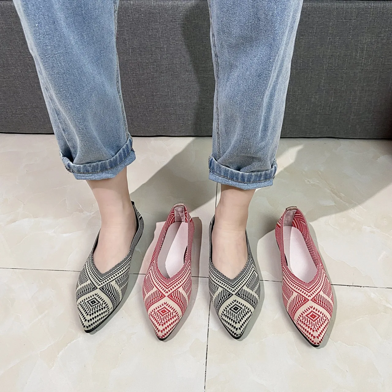 Pointed Toe Flat Shoes Women Knitted Slip on Shoes Casual Breathable Ballet Flats Women Loafers Comfort Ladies Shoes