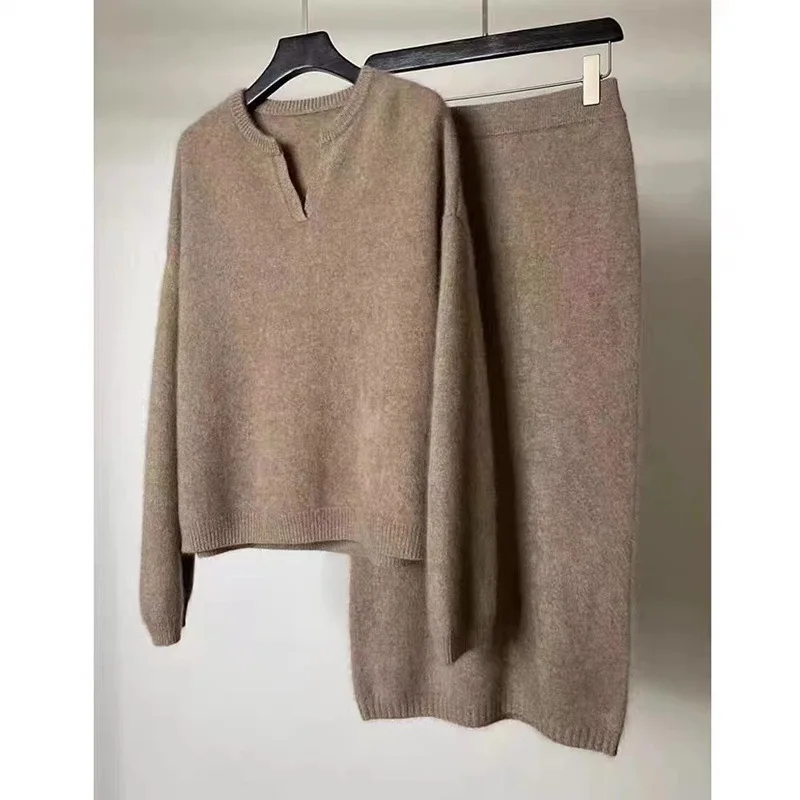 Autumn and winter new fashionable knitted women's clothing V-neck loose knitted sweater+half skirt two-piece set