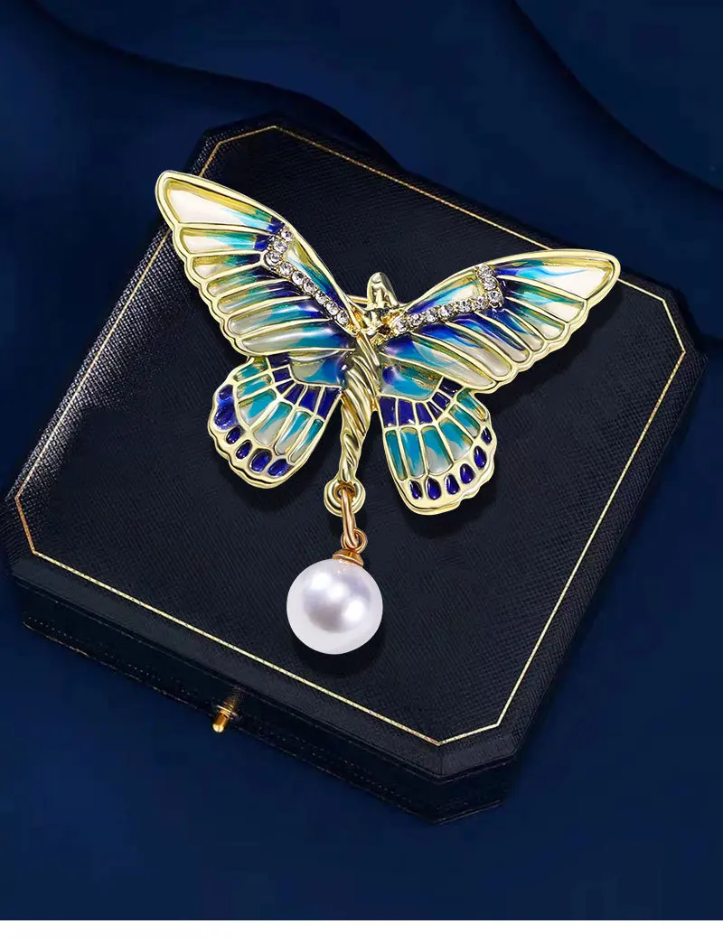 

The new painted butterfly pin brooch high-grade sense high-end corsage base accessories clothing accessories