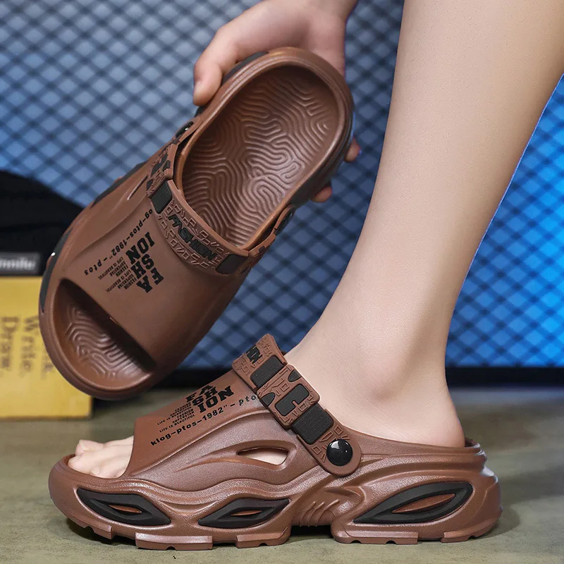 Summer New Style Men's Street-Style Mecha Flip-Flops with Thick Soles, Outdoor Camping, Walking, Leisure Beach Sandals