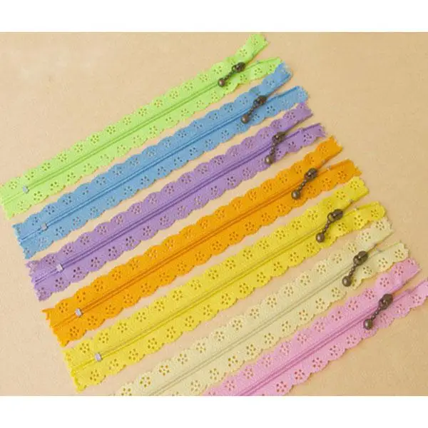 

12 Pcs Long 1.5cm Wide Mixed Zippers For Sewing Color Nylon Zippers for Sewing Durable Lightweight Lace Design Clothes DIY