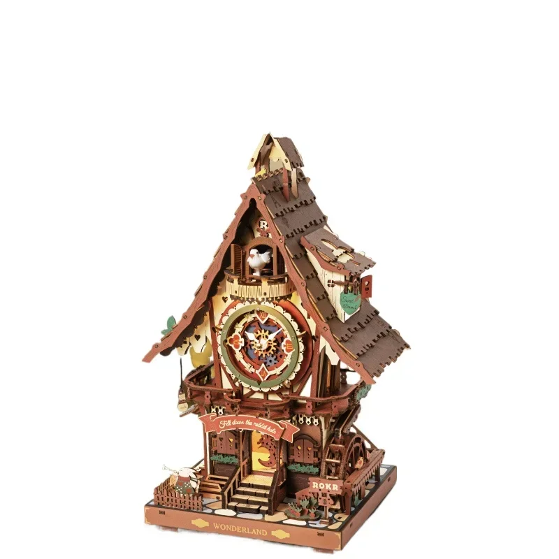 Cuckoo clock birthday gift for boyfriend girl 10 years old 12 years old primary school junior high school student start gift