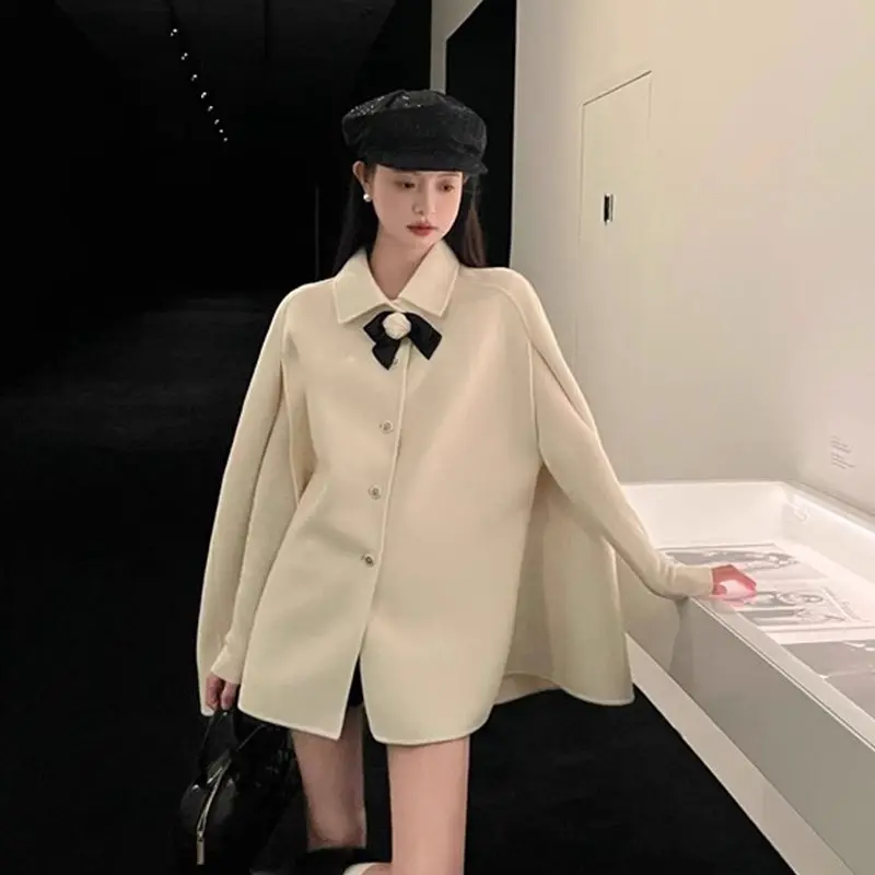 

Elegant Woolen Poncho Coats for Women Vintage Long Sleeve Loose Cape Cloak Autumn Winter Evening Party Single Breasted Overcoat
