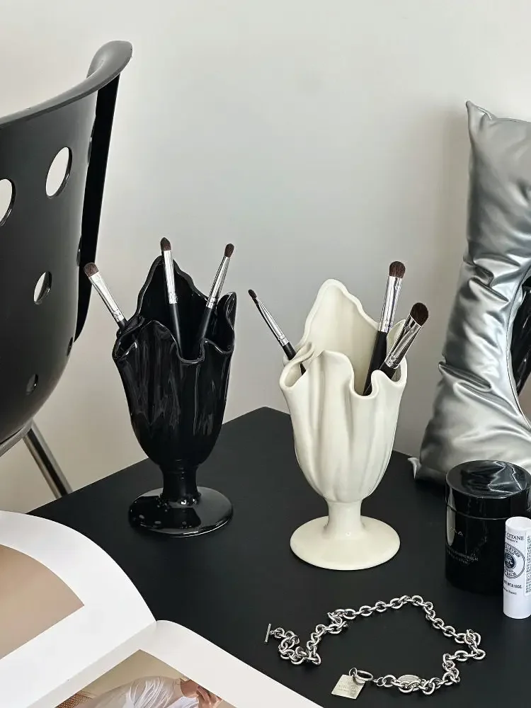 Makeup Brush Holder Organizer Creative Ceramic Pen Pencil Pot Desktop Home Decoration Ornament Elegant Vanity Desk Table Decor
