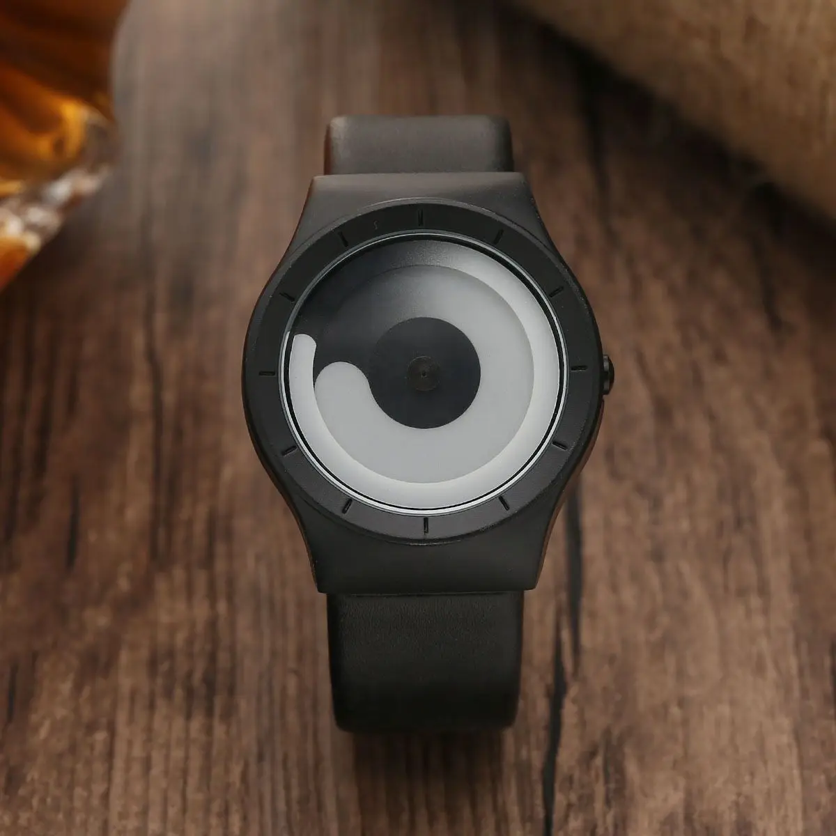 Gorben Creatieve Kleur Roterende Wijzerplaat Heren Horloge Speciale No-Pointer Design Trend Veelzijdige Heren Horloge Cadeau Klok 2023 Nieuwe Qp017