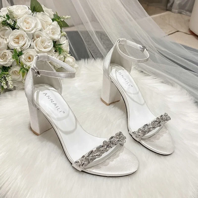 2024 New High-heeled White Sandal Rhinestone Chunky Heel Line Wedding Shoes Bridesmaid Shoes