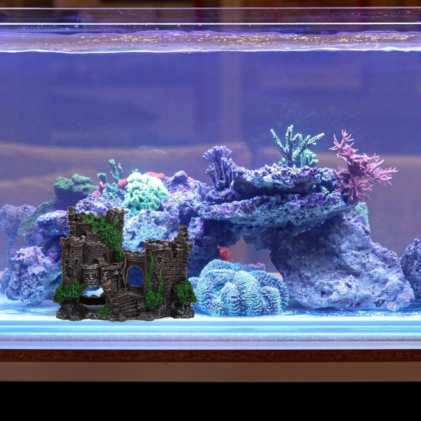 

Resin Castle Aquarium Decor Large Fish Tank Landscaping Shrimp Shelter European Style Freshwater Bowl Non Fading Vivid Pet